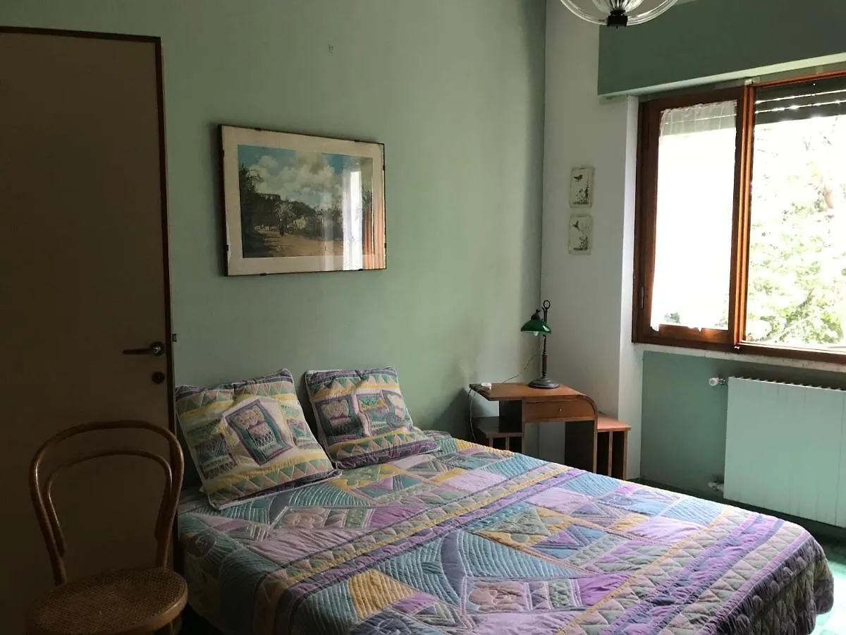 Il semaforo Appartamento a due passi dal centro di Pietrasanta 0*,  Italia